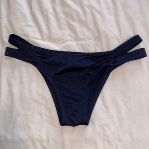 BLACK BIKINI BOTTOMS